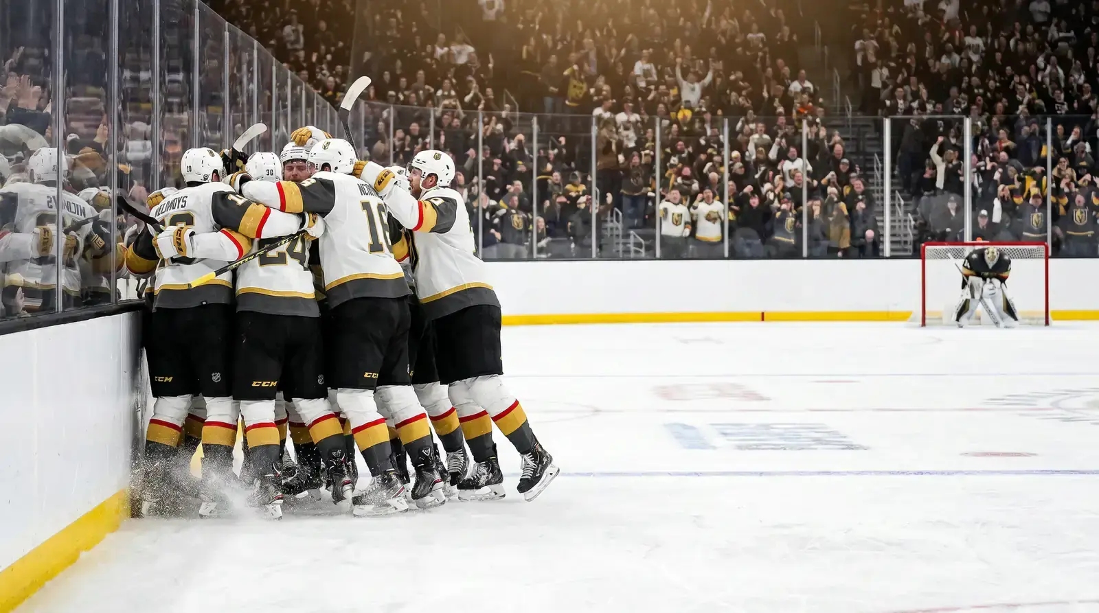 Ice hockey team celebrating a match-winning goal on a moneyline bet